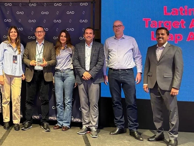 QAD célèbre la collaboration et reconnaît chaque année les réalisations exceptionnelles de ses partenaires.